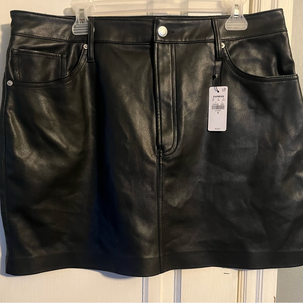 Express black skirt